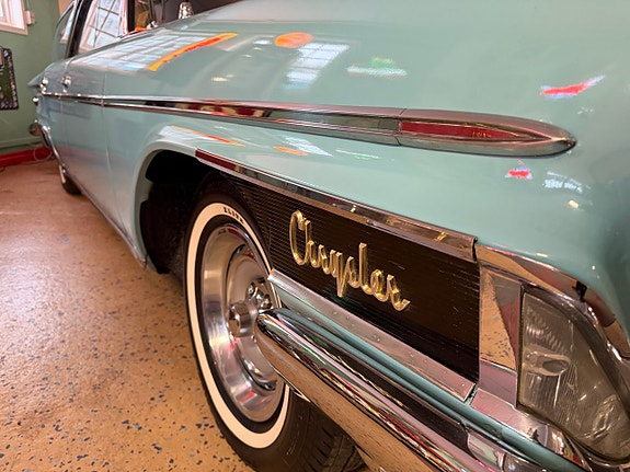 Chrysler Newport 5 of 5