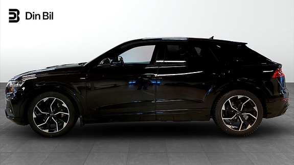 Audi Q8 2 of 5