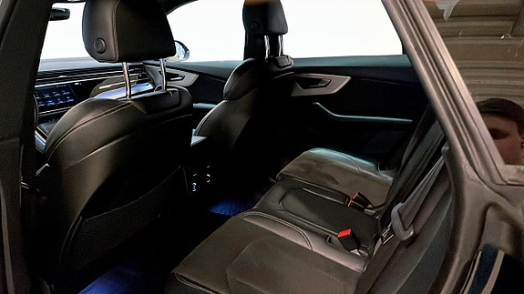 Audi Q8 11 of 17