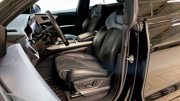 Audi Q8 8 of 17