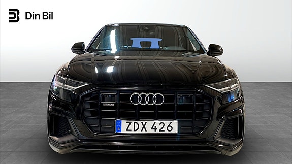 Audi Q8 4 of 5