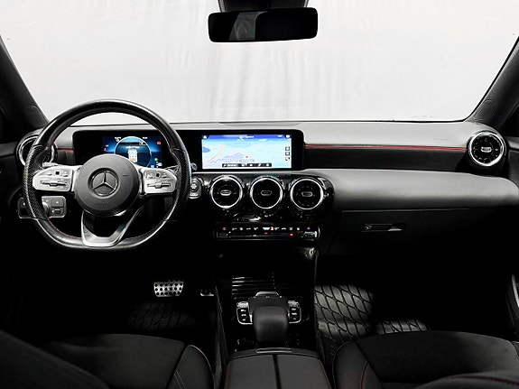 Mercedes-Benz A180 d 12 of 23