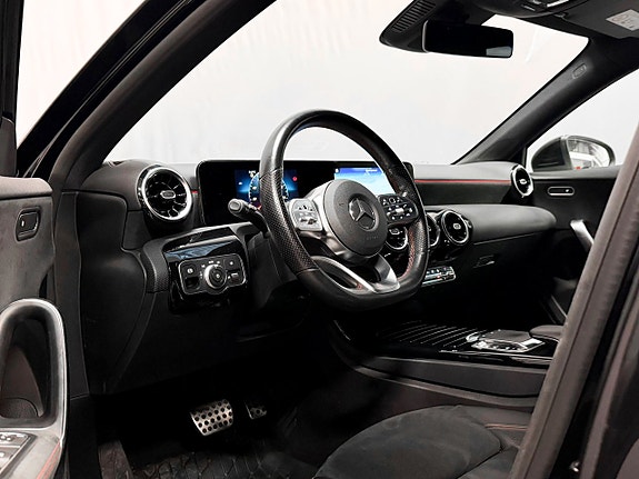 Mercedes-Benz A180 d 9 of 23