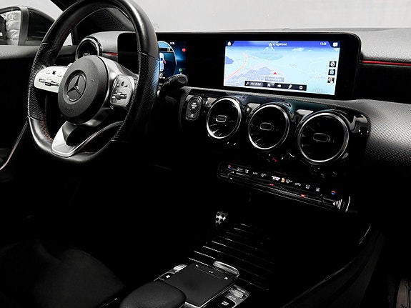 Mercedes-Benz A180 d 14 of 23