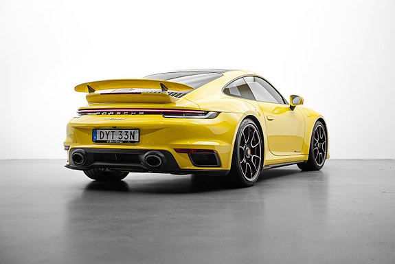 Porsche 911 2 of 5