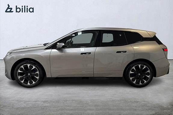 BMW iX 3 of 22