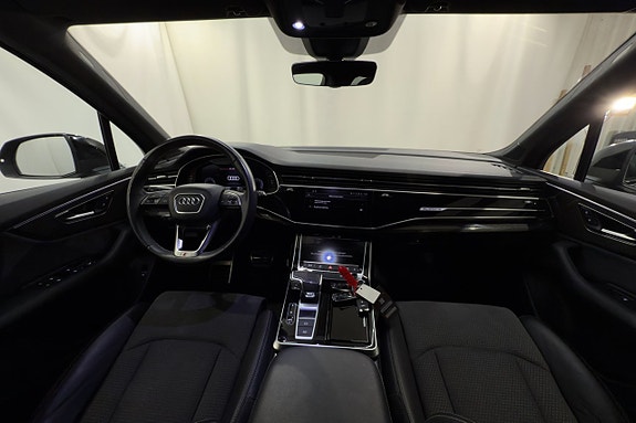 Audi SQ7 15 of 27