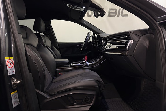 Audi SQ7 23 of 27
