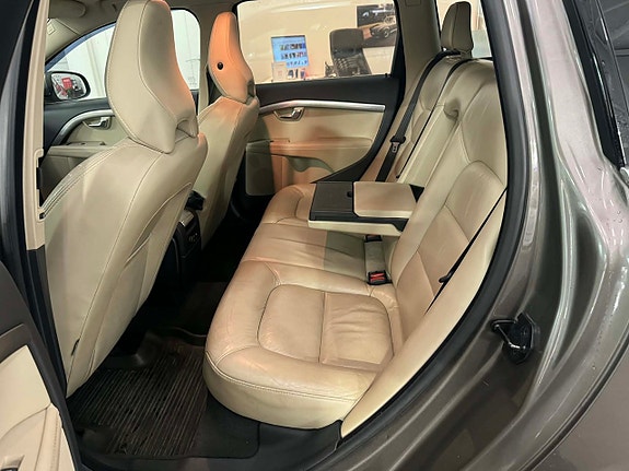 Volvo V70 14 of 17