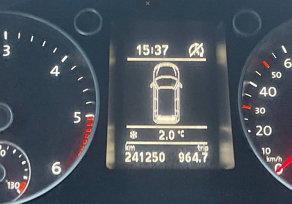 Volkswagen Passat 4 of 5