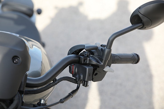 Honda CMX1100 Rebel DCT 9 of 10