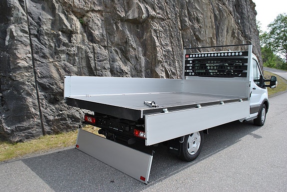 Ford Transit 16 of 23