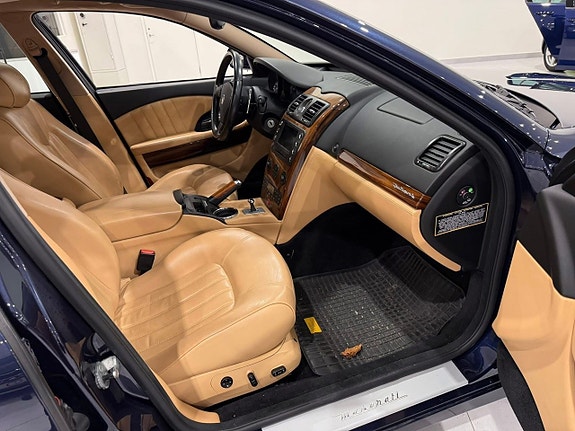 Maserati Quattroporte 22 of 27