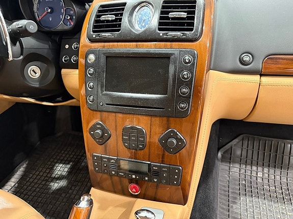 Maserati Quattroporte 27 of 27