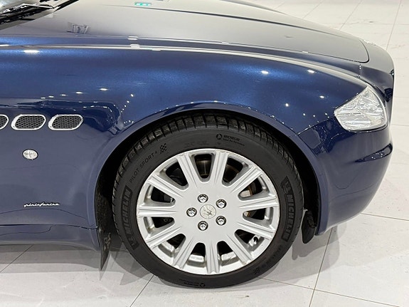 Maserati Quattroporte 11 of 27