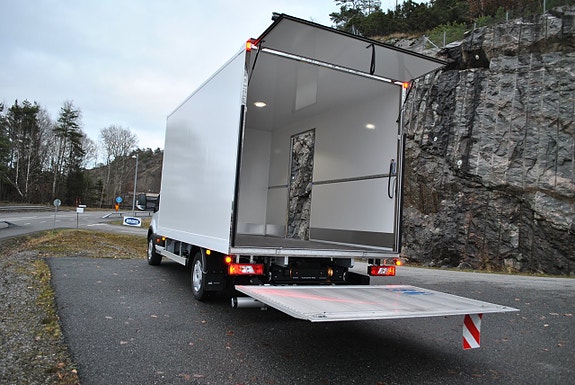 Ford Transit 5 of 5