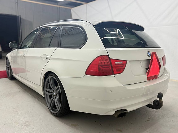 BMW 320d 5 of 9