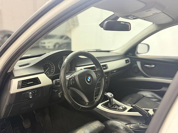BMW 320d 9 of 9