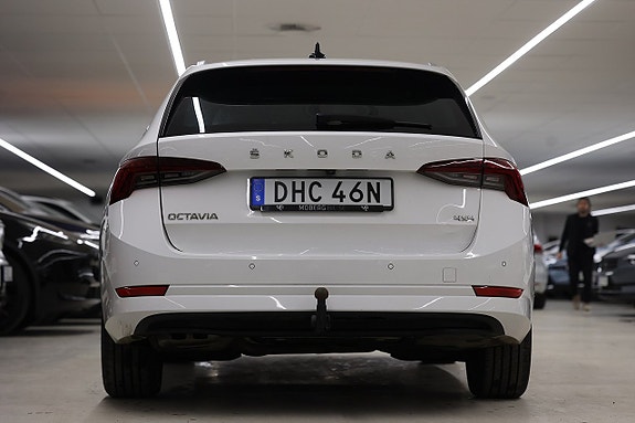 Skoda Octavia 8 of 21