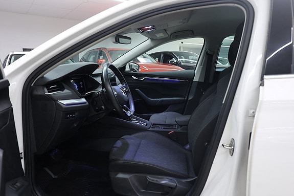 Skoda Octavia 14 of 21