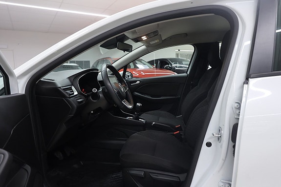 Renault Clio 14 of 19