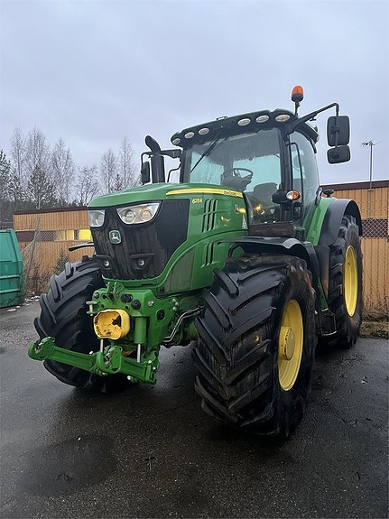 John Deere 6215R 6 of 7