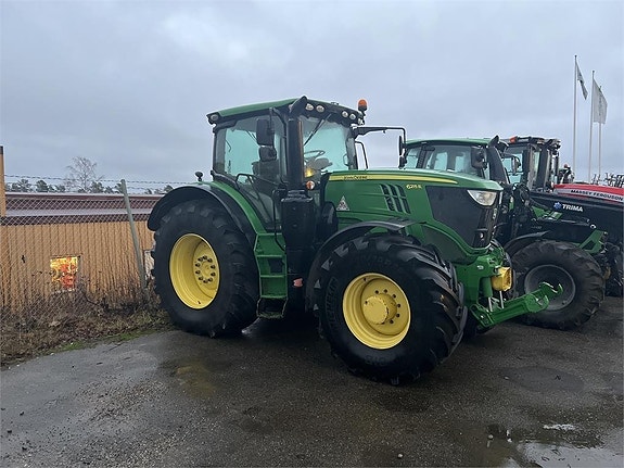 John Deere 6215R 5 of 7