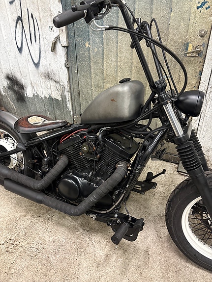 Kawasaki Vulcan 800 5 of 5