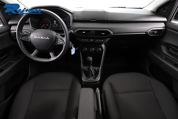 Dacia Sandero 2 of 5
