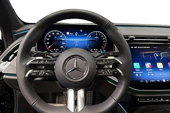 Mercedes-Benz E300 de 7 of 25