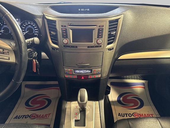 Subaru Outback 8 of 10