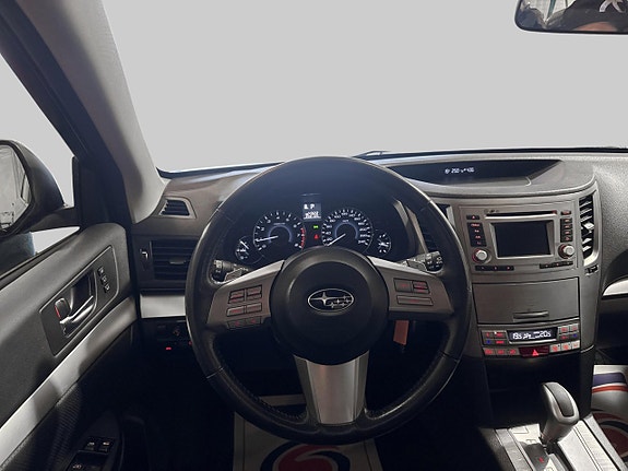 Subaru Outback 7 of 10