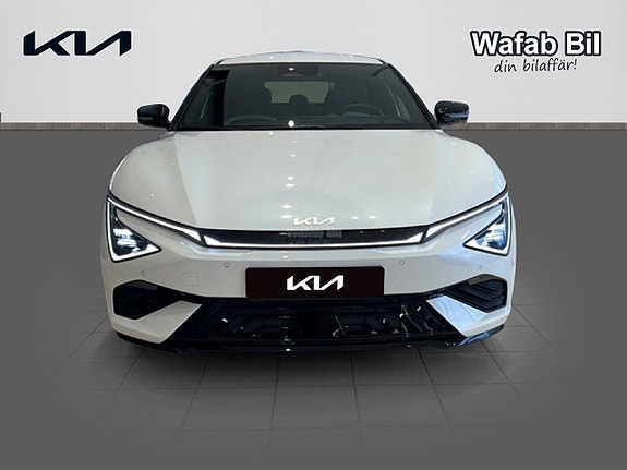 Kia EV6 2 of 15