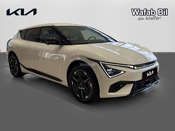 Kia EV6 3 of 15