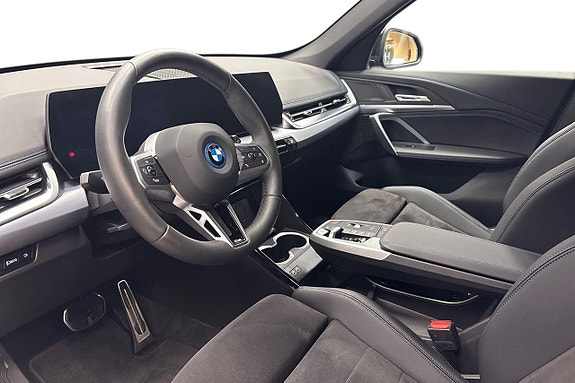BMW X1 9 of 17