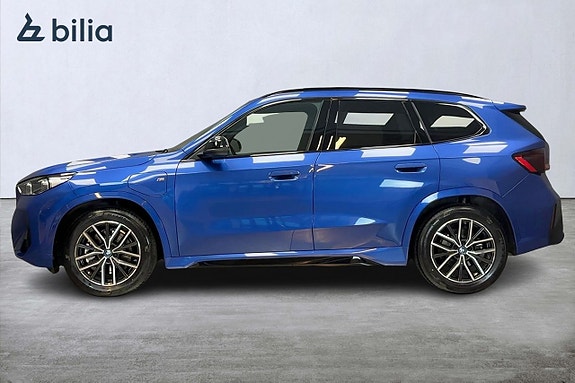 BMW X1 4 of 5