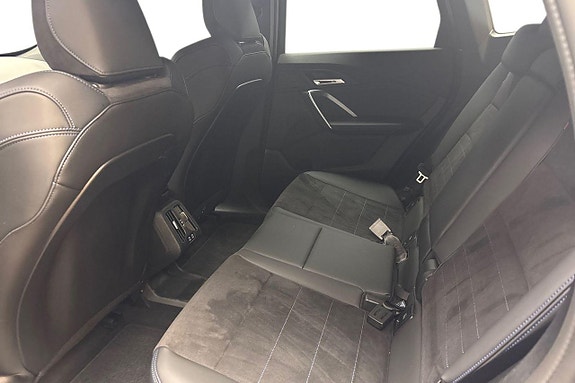 BMW X1 11 of 17