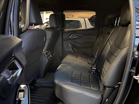 Isuzu D-max 12 of 13
