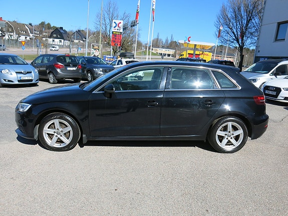 Audi A3 4 of 5
