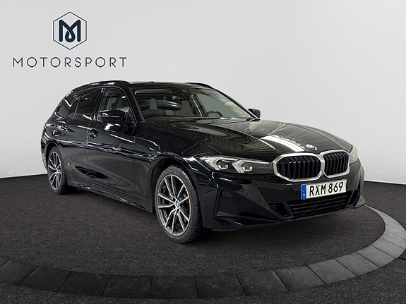 BMW 330e 11 of 27