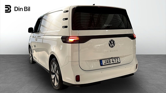 Volkswagen ID. Buzz 3 of 5