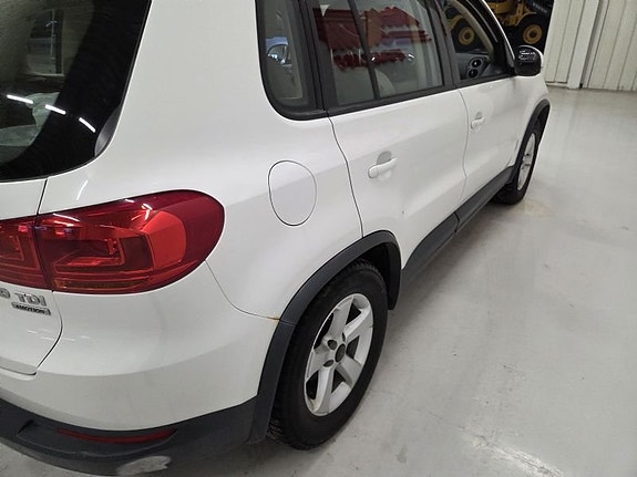 Volkswagen Tiguan 6 of 10