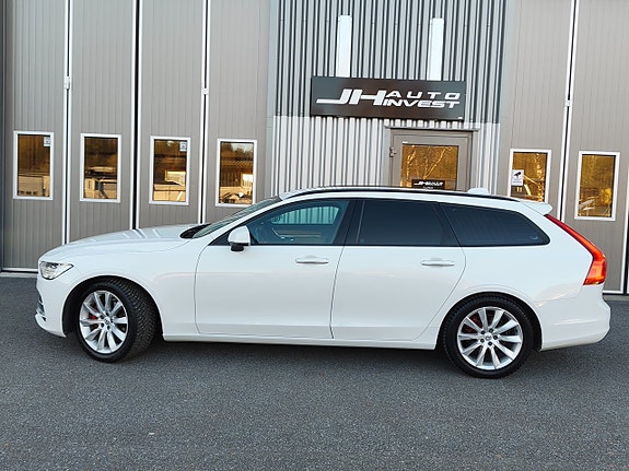 Volvo V90 10 of 23