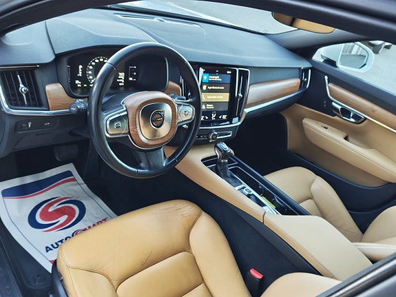 Volvo V90 20 of 23