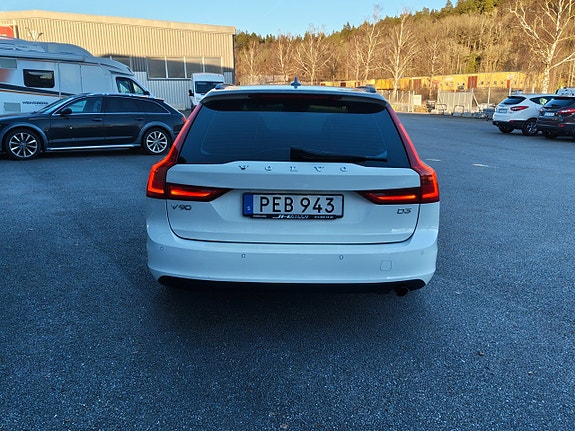 Volvo V90 7 of 23