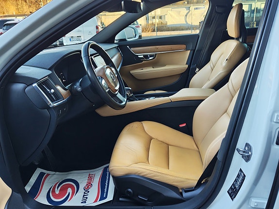 Volvo V90 21 of 23