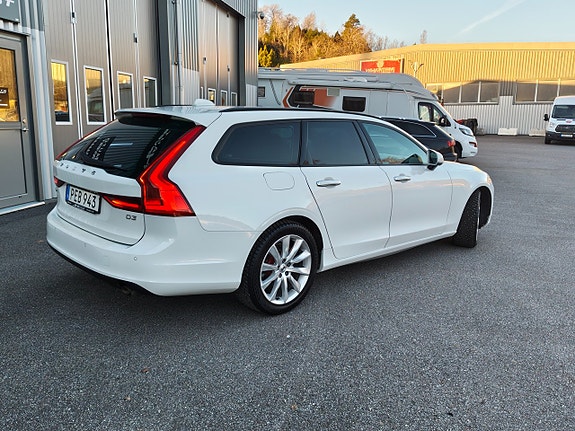 Volvo V90 5 of 23