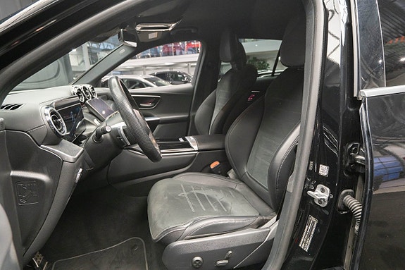 Mercedes-Benz GLC300 de 17 of 25