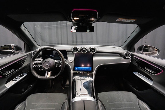 Mercedes-Benz GLC300 de 12 of 25