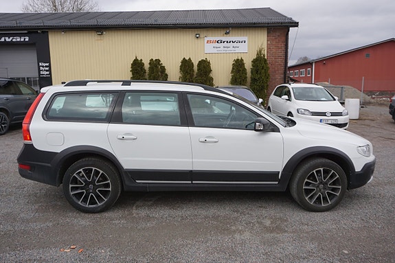 Volvo XC70 5 of 5